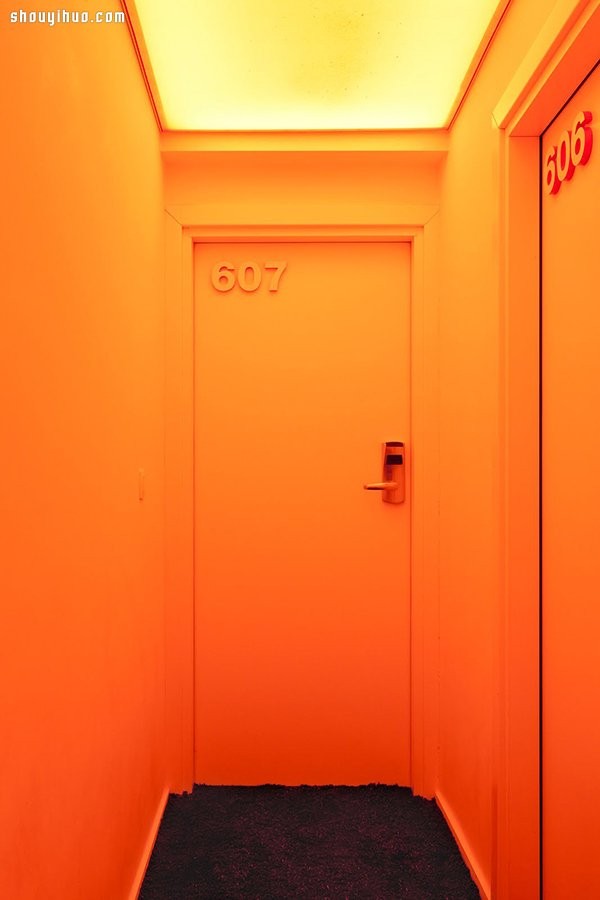 ɫõ Pantone Hotel