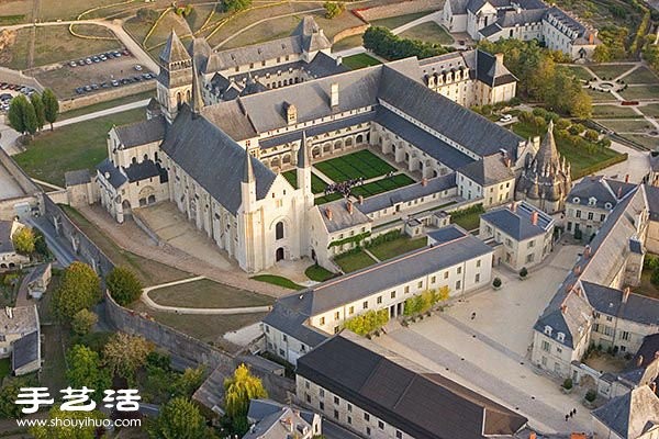 12޵ԺľƵFONTEVRAUD ABBEY